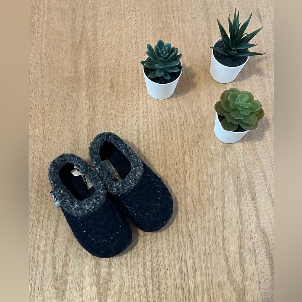 Kamik Cozy Cabin Slippers